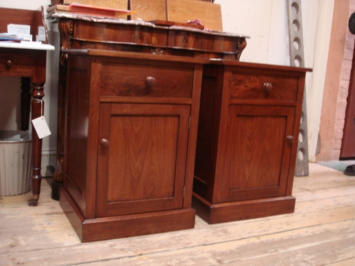 “Bubble Girl” bronze by David Bromley